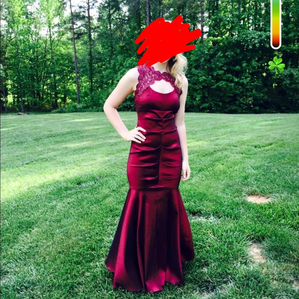 Burgundy lace mermaid Formal gown/ prom dress